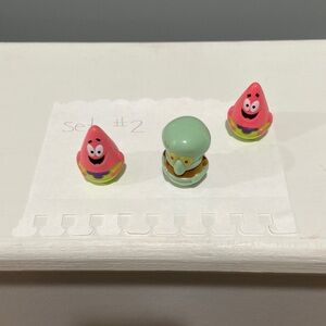 Squidward & 2 Patrick figures Krabby Patty Mystery Prize SpongeBob SquarePants